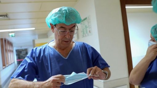 Covid-19: Decisão da DGS sobre vacinação de crianças é &quot;fundamental&quot; - bastonário