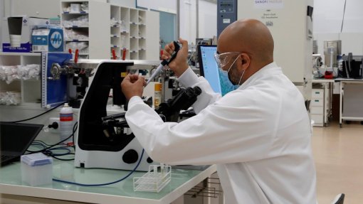 Covid-19: Regulador europeu inicia avaliação de nova vacina da Sanofi Pasteur
