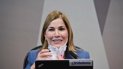Covid-19: Secretária da Saúde do Brasil tentou promover tratamento ineficaz em Portugal