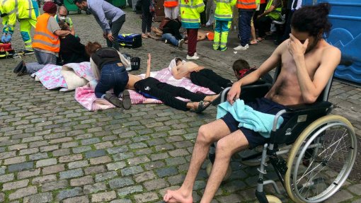 Meia centena de ilegais hospitalizados em Bruxelas após greve de fome e de sede