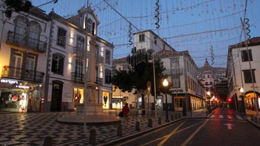 Covid-19: Madeira mantém recolher obrigatório mesmo que seja revogado a nível nacional - Albuquerque