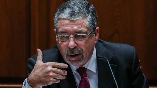 Municípios dizem que ainda há “discordâncias” nas negociações da descentralização da saúde
