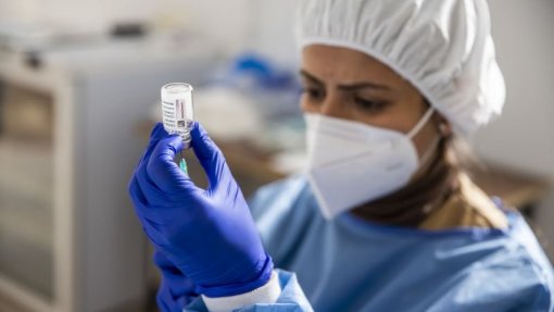 Covid-19: DGS aprova vacinação de crianças entre os 12 e os 15 anos com comorbilidades