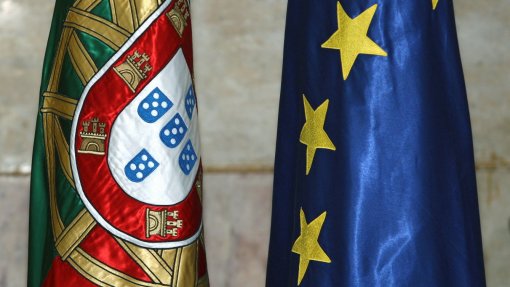 Covid-19: Portugal desce em média de novos casos diários na União Europeia