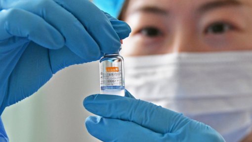 China promete fornecer 2 mil milhões de vacinas ao resto do mundo até ao final do ano