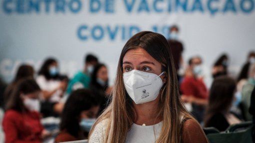 Covid-19: Autoagendamento para maiores de 12 anos disponível entre hoje e sábado