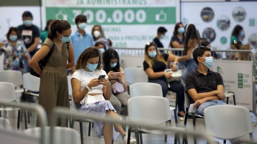 Covid-19: Mais de 110 mil jovens entre os 12 e os 15 anos já estão inscritos para vacinação