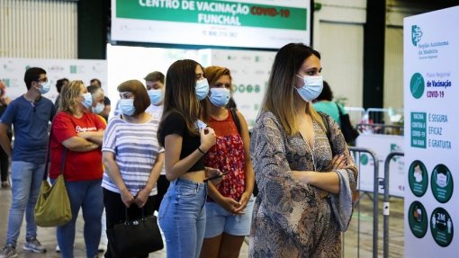 Covid-19: Mais de 500 menores vacinados no concelho madeirense de Santa Cruz