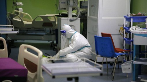 OMS confirma novo caso suspeito de Ébola na Costa do Marfim
