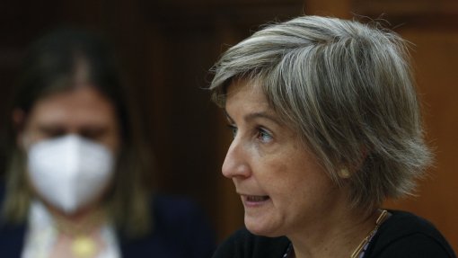 Ministra confirma que apenas foram preenchidas 291 das 459 vagas para médico de família