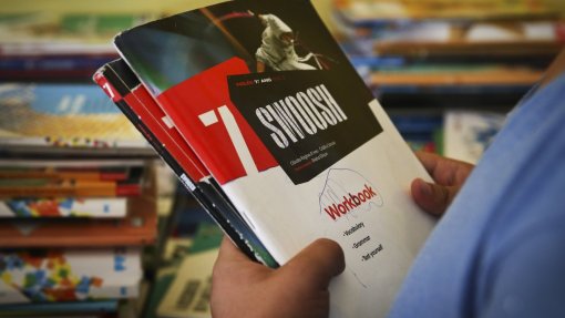 Pais pedem mais tempo para comprar os livros escolares no âmbito do programa IVAucher