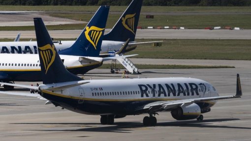 Covid-19: Hospedeiro da Ryanair denuncia foco na base do Porto, empresa confirma casos