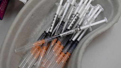 Covid-19: Vacinas de mRNA conferem “proteção substancial” dos idosos - INSA
