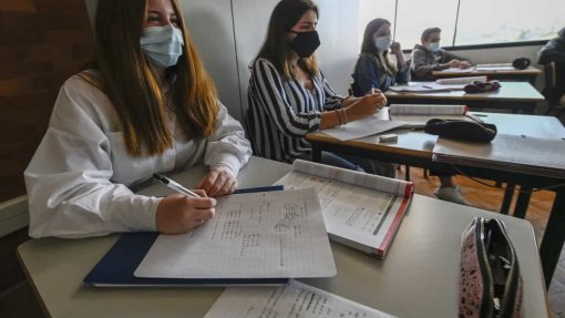 Covid-19: Pais já antecipavam manutenção das regras e saúdam flexibilização do isolamento