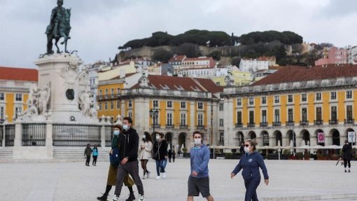 Covid-19: Perito de INSA destaca R(t) mais baixo sem grandes medidas de restrição