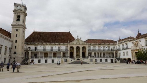 Universidade de Coimbra autorizada a distribuir isótopo essencial para diagnóstico do cancro