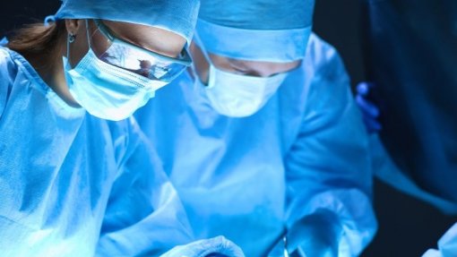 Especialistas defendem que é preciso encontrar doentes oncológicos que ficaram para trás