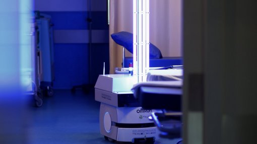 Hospital de Braga testa robô de desinfeção mais seguro e mais sustentável
