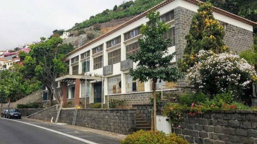 Câmara de Lobos investe 700 mil na requalificação de centro de saúde