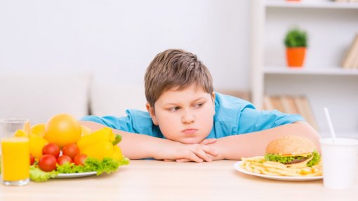 Responsáveis alertam que pandemia da obesidade infantil continua a aumentar na Europa