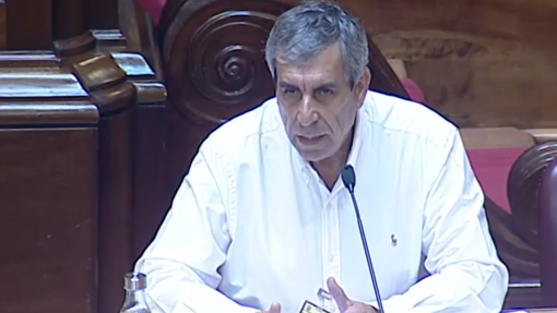 Sindicato Independente dos Médicos acusa Governo de transferir recursos públicos para privados