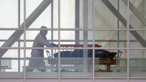 Covid-19: Portugal é 23.º em novos casos diários na UE, situação agrava-se no leste europeu
