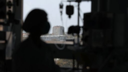 Covid-19: Portugal regista mais 965 casos e três mortes nas últimas 24 horas
