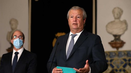 OE/Crise: Confederação do Turismo apela a &quot;quadro político estável&quot;