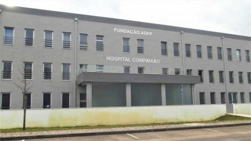 Fundação de Miranda do Corvo inaugura hospital concluído há dois anos mas que vai continuar fechado