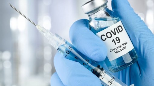 Covid-19: Reforço em &#039;casa aberta&#039; a partir de 80 anos na segunda-feira