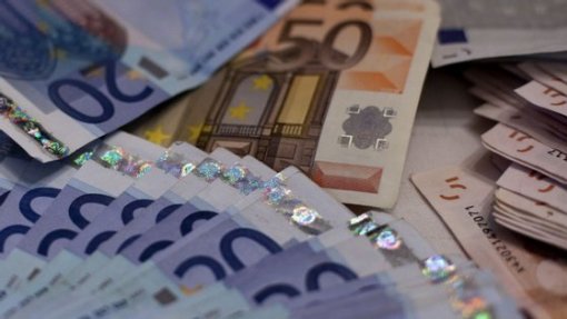 Covid-19: Municípios vão receber 57 ME da UE para compensar despesas com a pandemia