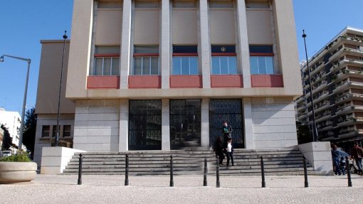 Prisão preventiva para suspeito de pornografia de menores detido em Faro