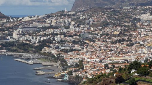 Covid-19:Madeira com mais 51 casos e 355 situações ativas