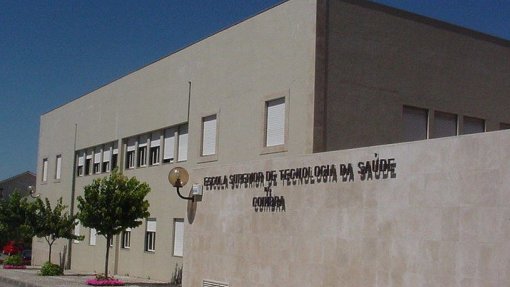 Escola de Tecnologia da Saúde de Coimbra lança linha de apoio para estudantes