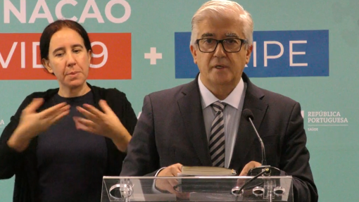 Covid-19: Governo lança campanha a apelar a &quot;um esforço coletivo&quot; na vacinação