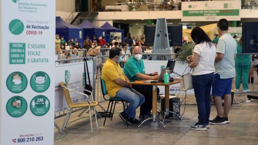Covid-19: Madeira já administrou mais de 15.800 reforços da vacina