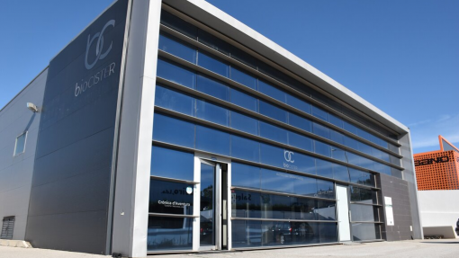 Empresa de Moimenta da Beira é única no país a produzir álcool gel através de cereais