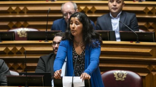 PCP contra Estatuto que &quot;agrava problemas&quot; do SNS e põe em causa universalidade