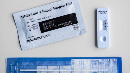 Covid-19: Câmara do Funchal vai disponibilizar testes antigénio a todos os trabalhadores