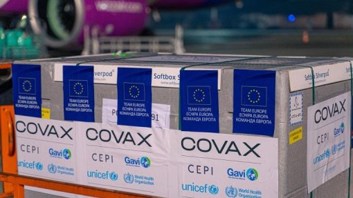 Covid-19: UE anuncia envio de quase 100 milhões de vacinas para África
