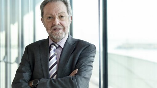 Covid-19: Pediatra diz que faltam dados para justificar vacinação de menores de 12 anos