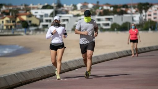 Uso de máscara no exercício físico prejudica ventilação e reduz tolerância ao esforço - estudo
