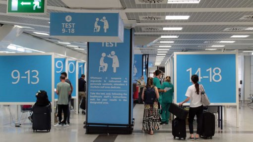 Covid-19: Sobe para 44 o número de casos confirmados de variante Ómicron na Europa