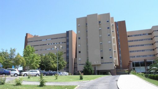 Covid-19: Hospitais do Médio Tejo abrem laboratórios à população para realização de testes