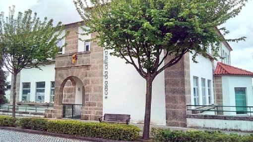 Covid-19: Casa da Cultura de Ponte da Barca recebe centro de testagem