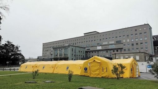 Covid-19: São João no Porto reativa contentores devido ao aumento de casos suspeitos