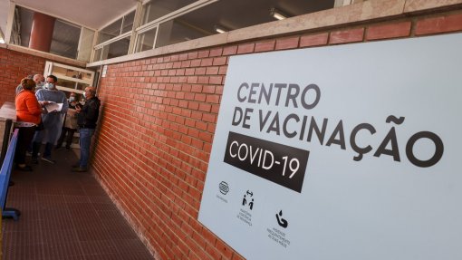 Covid-19: Centros de vacinação encerrados no período de Natal e fim de ano