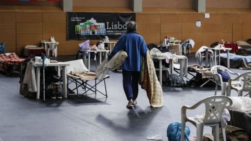 Covid-19: Câmara de Lisboa já encerrou um dos centros de acolhimento de sem-abrigo sem condições