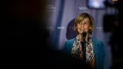 Covid-19: Portugal pode ultrapassar recorde diário de infeções devido à Ómicron - ministra