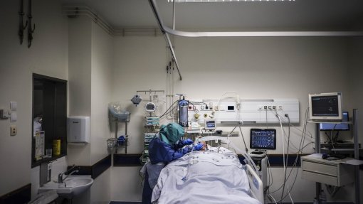 Covid-19: Portugal com 16 mortes e 6.334 casos nas últimas 24 horas